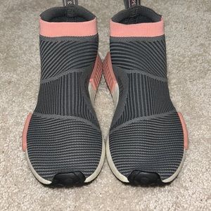 Adidas high ankle sneaker